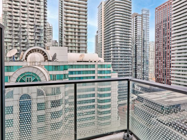 2507 - 125 Blue Jays Way