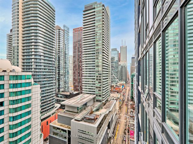 2507 - 125 Blue Jays Way