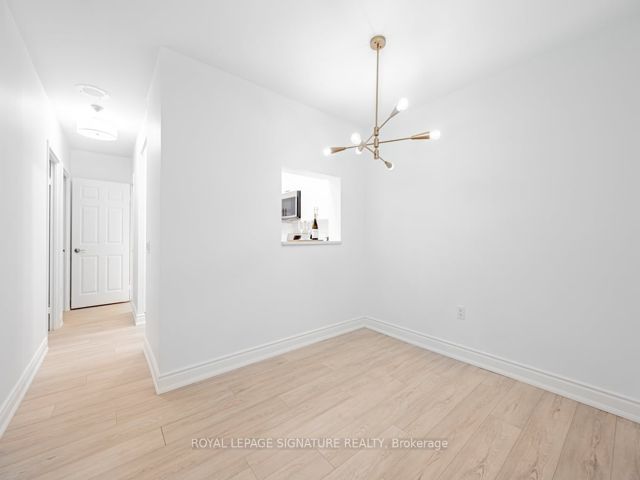 501 - 284 Bloor St W