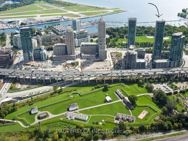 175 - 209 Fort York Blvd