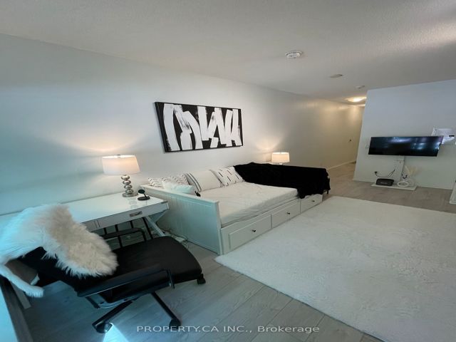 175 - 209 Fort York Blvd