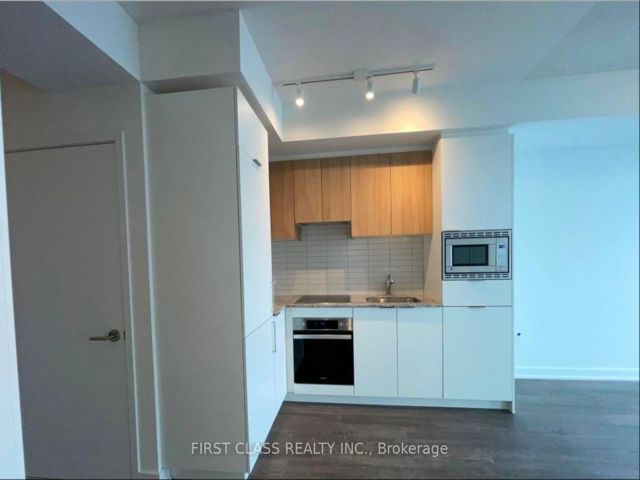 1909 - 50 O'neill Rd