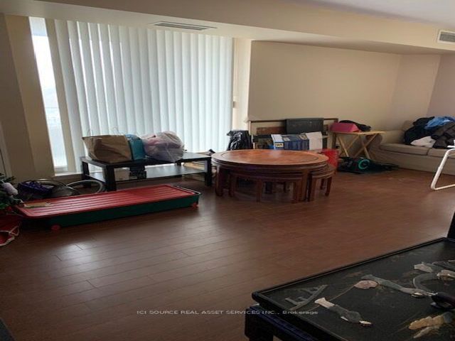605 - 18 Hillcrest Ave