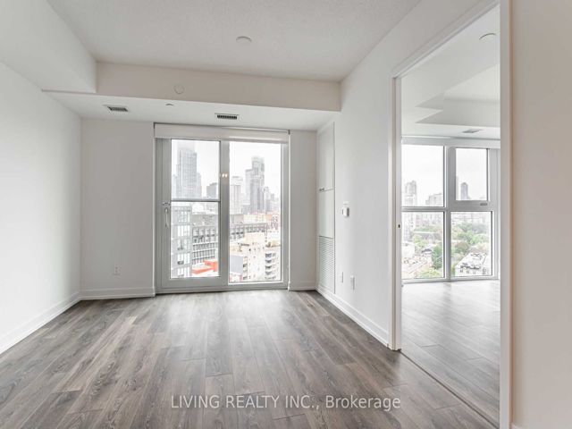 2208 - 219 Dundas St E