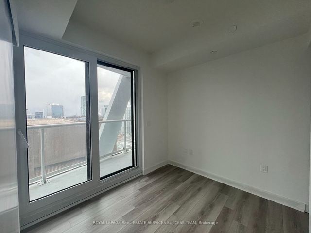 3312 - 230 Simcoe St