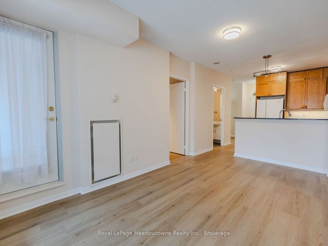 511 - 1801 Bayview Ave E