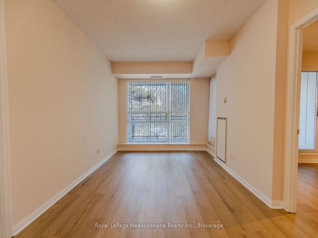 511 - 1801 Bayview Ave E