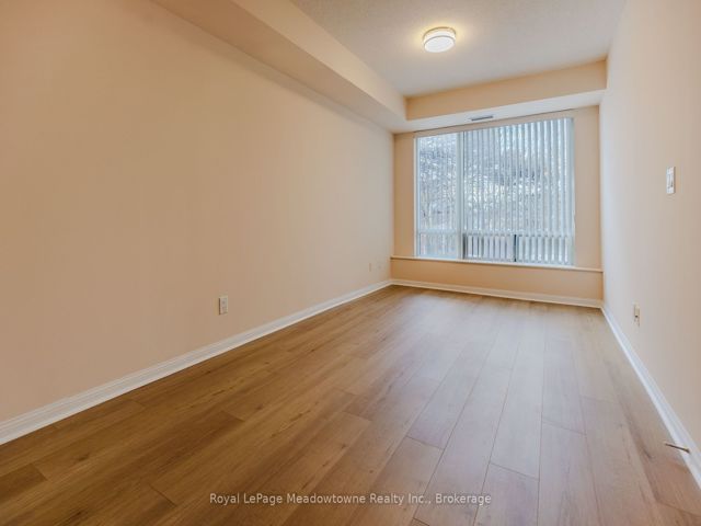 511 - 1801 Bayview Ave E
