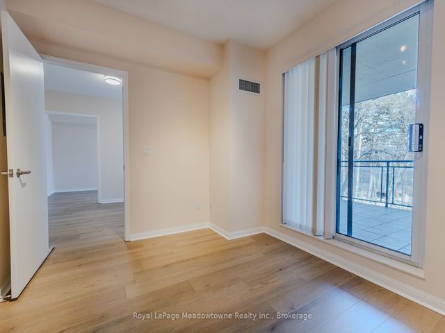 511 - 1801 Bayview Ave E