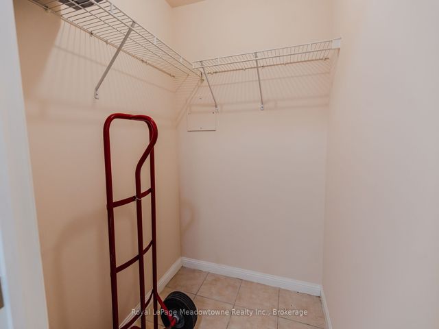 511 - 1801 Bayview Ave E