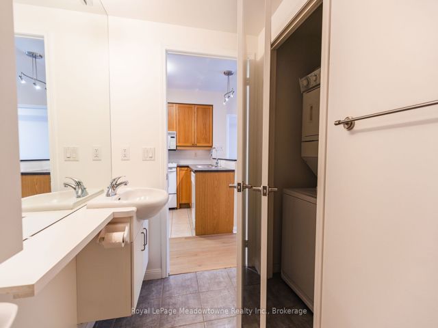 511 - 1801 Bayview Ave E