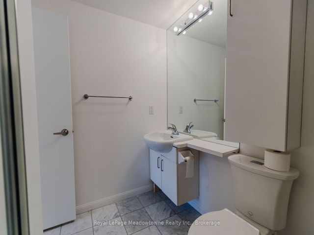 511 - 1801 Bayview Ave E