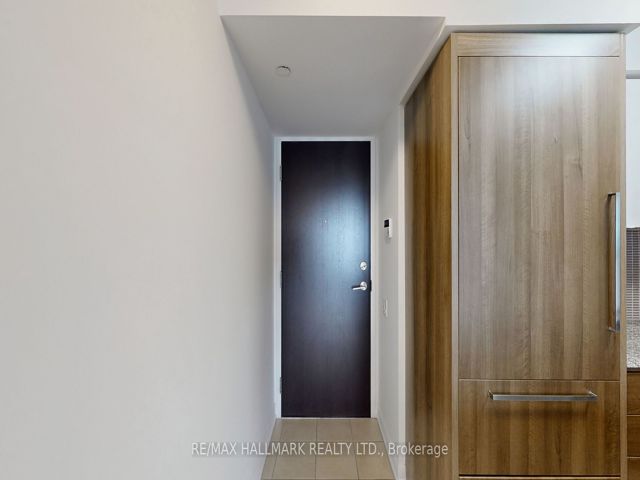 711 - 5168 Yonge St