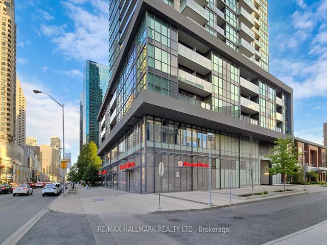 711 - 5168 Yonge St