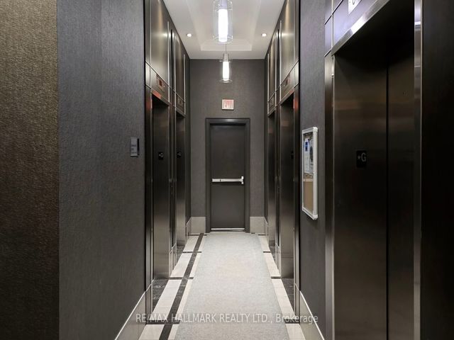 711 - 5168 Yonge St