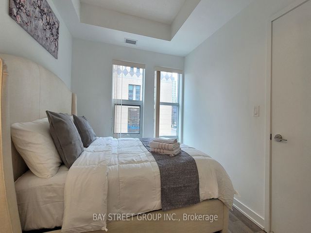 204 - 181 Huron St