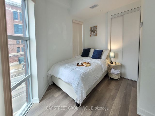 204 - 181 Huron St
