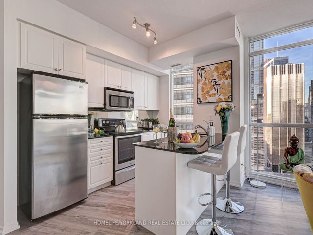 3008 - 65 Bremner Blvd