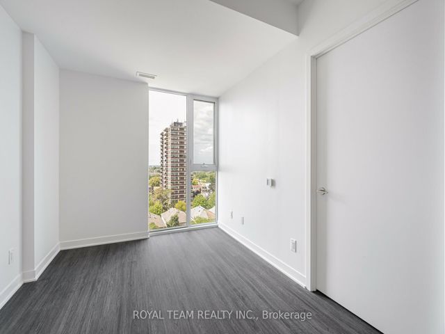 1107 - 185 Alberta Ave