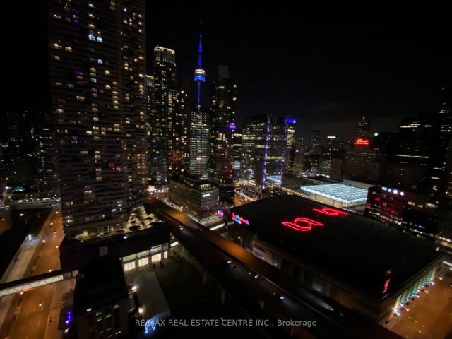 3213 - 33 Bay St