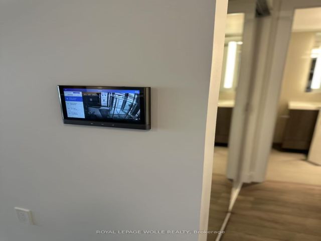 1115 - 585 Bloor St E