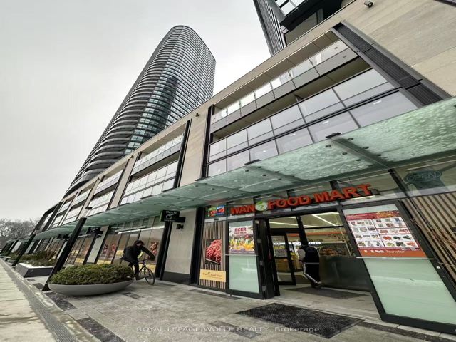 1115 - 585 Bloor St E