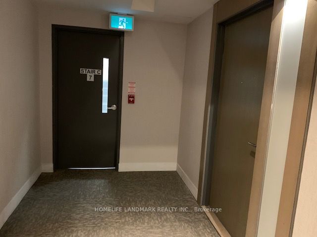 718 - 7 Kenaston Gdns E