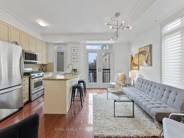 11 - 60 Carr St