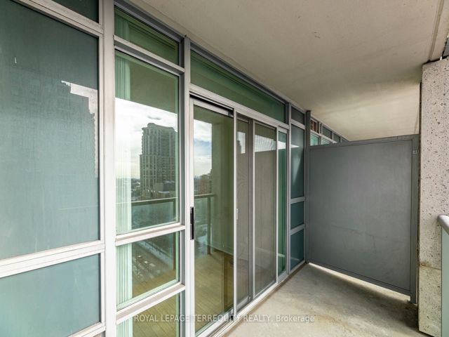 1505 - 16 Harrison Garden Blvd
