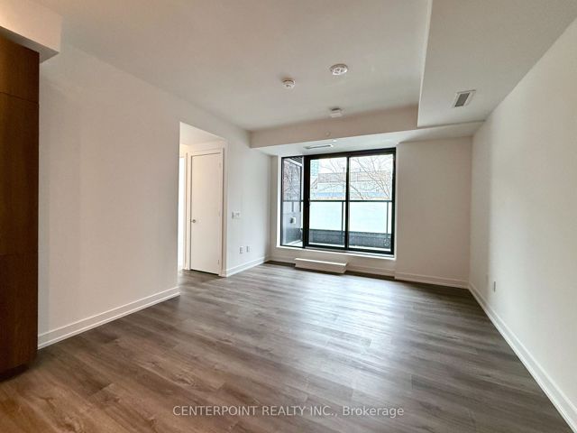 231 - 28 Eastern Ave