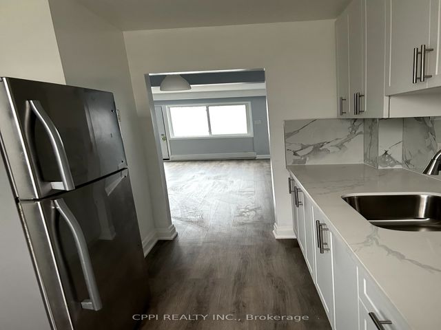 125 - 69 Godstone Dr