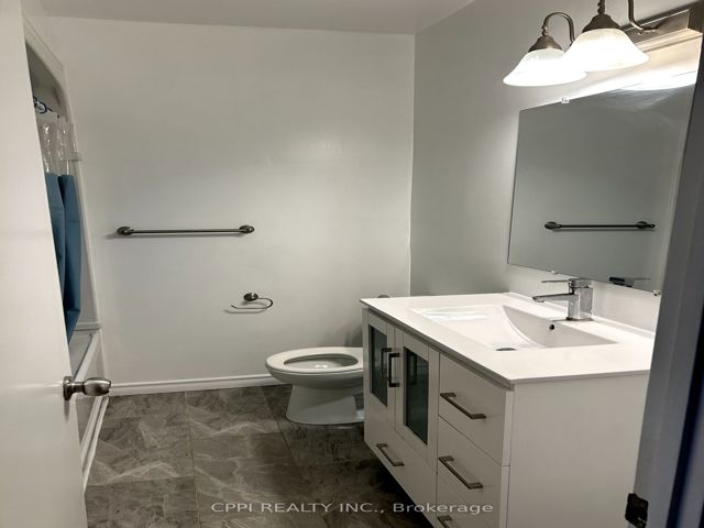 125 - 69 Godstone Dr