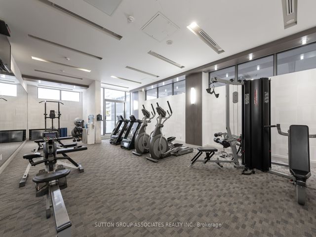 1406 - 530 St Clair Ave W