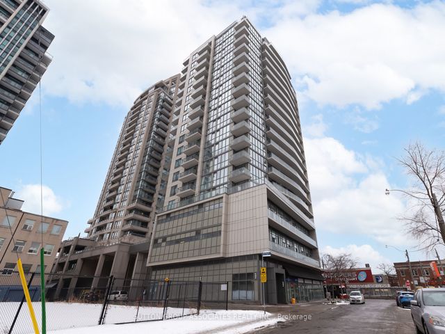 1406 - 530 St Clair Ave W