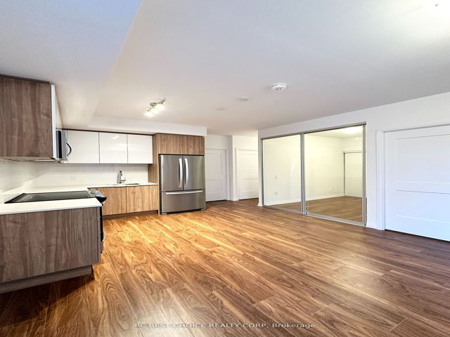 617 - 50 Dunfield Ave