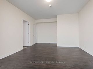 5802 - 2221 Yonge St