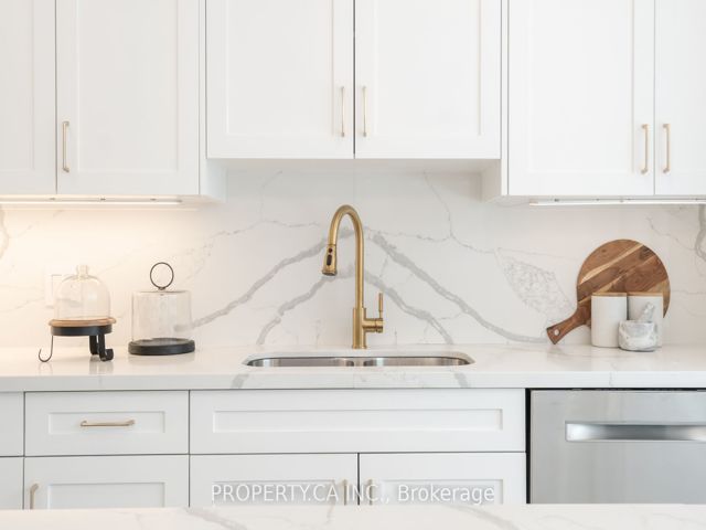 604 - 18A Hazelton Ave