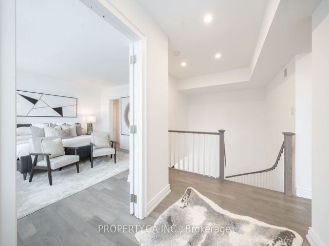 604 - 18A Hazelton Ave
