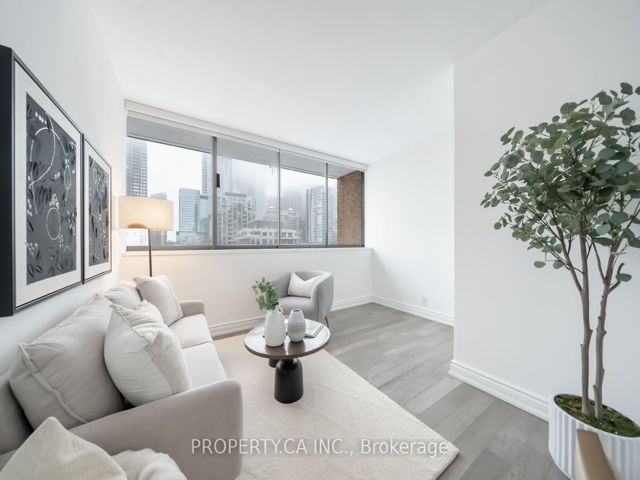 604 - 18A Hazelton Ave