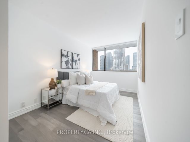 604 - 18A Hazelton Ave
