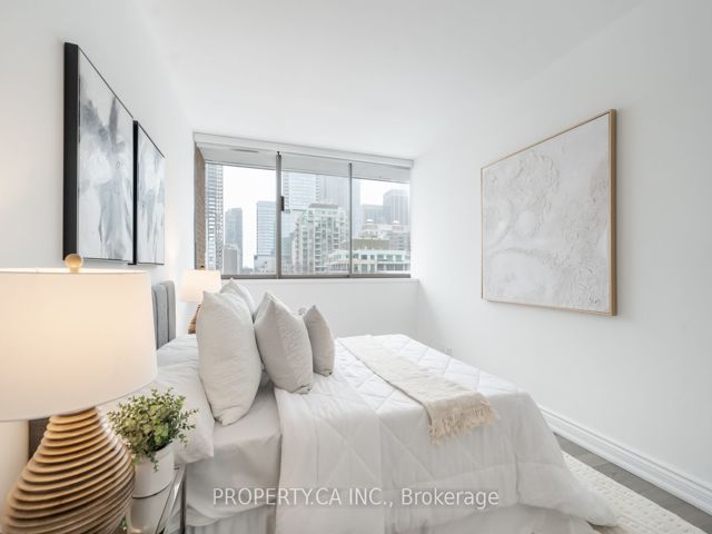 604 - 18A Hazelton Ave
