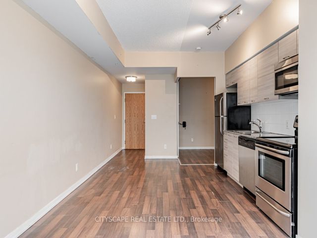 1402 - 20 Joe Shuster Way