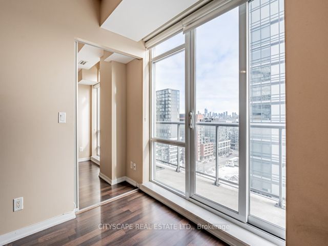 1402 - 20 Joe Shuster Way