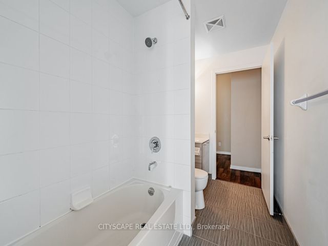 1402 - 20 Joe Shuster Way