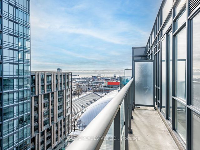 1402 - 20 Joe Shuster Way