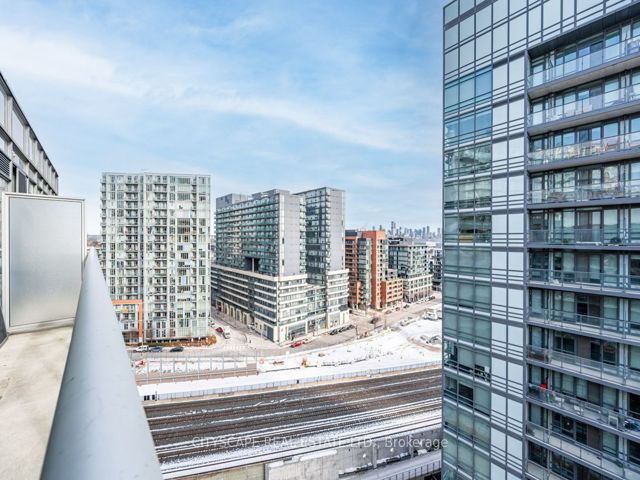 1402 - 20 Joe Shuster Way