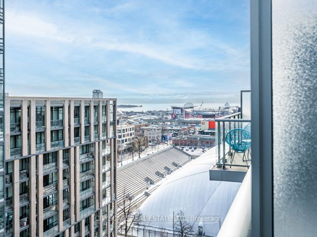 1402 - 20 Joe Shuster Way