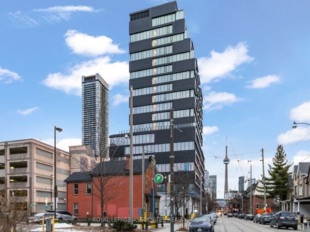 401 - 195 McCaul St