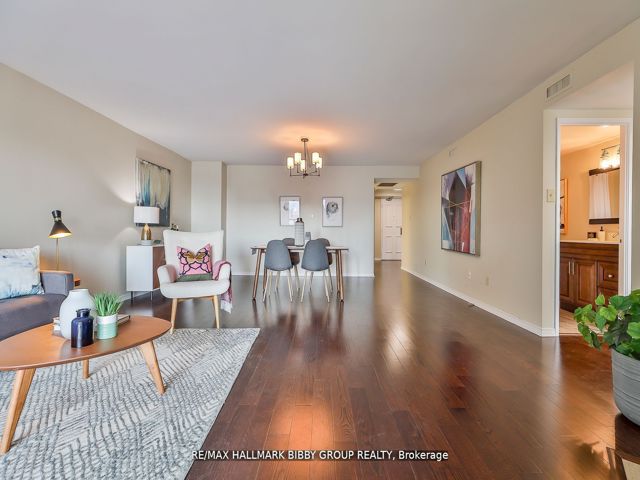 803 - 160 Frederick St