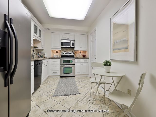 803 - 160 Frederick St